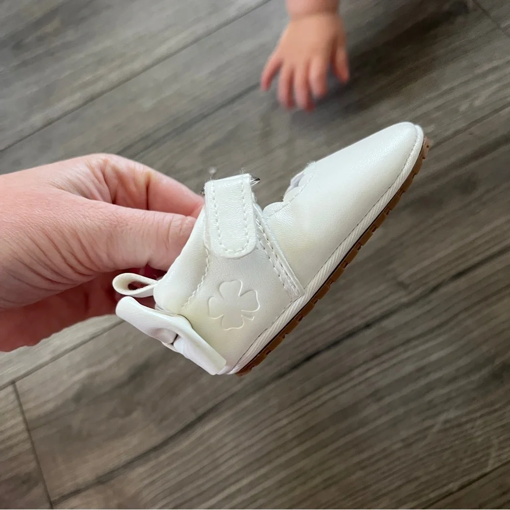 Lucky Brand Baby Ivory Hook Loop Mary Jane Shoes Bow Size 1 Rubber Sole Baptism